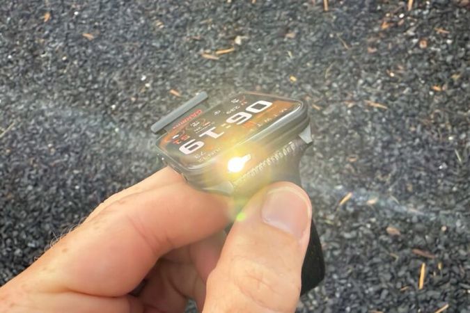 garmin-montre-connectee-venu-x1-03